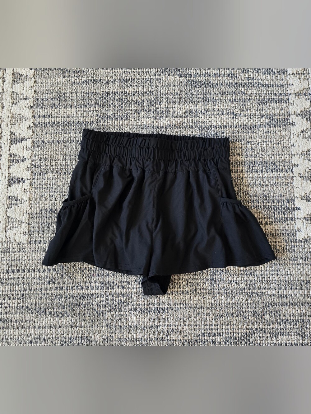 TALULAH Black Athletic Shorts with Side Pockets
